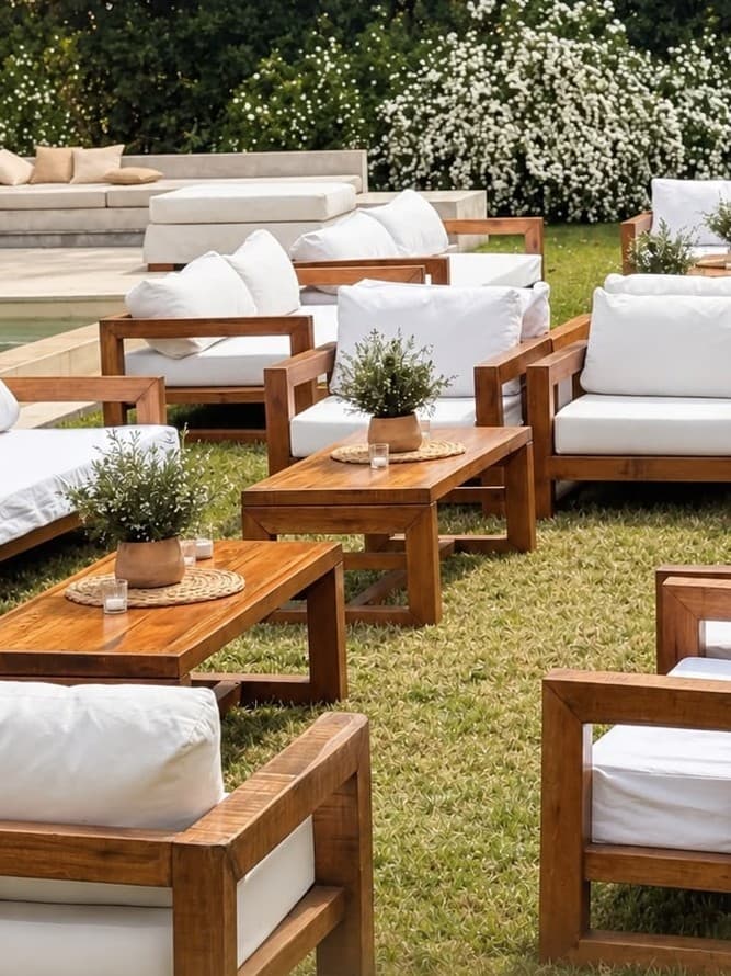 Living de jardín ambientado para un evento Sexto Sentido